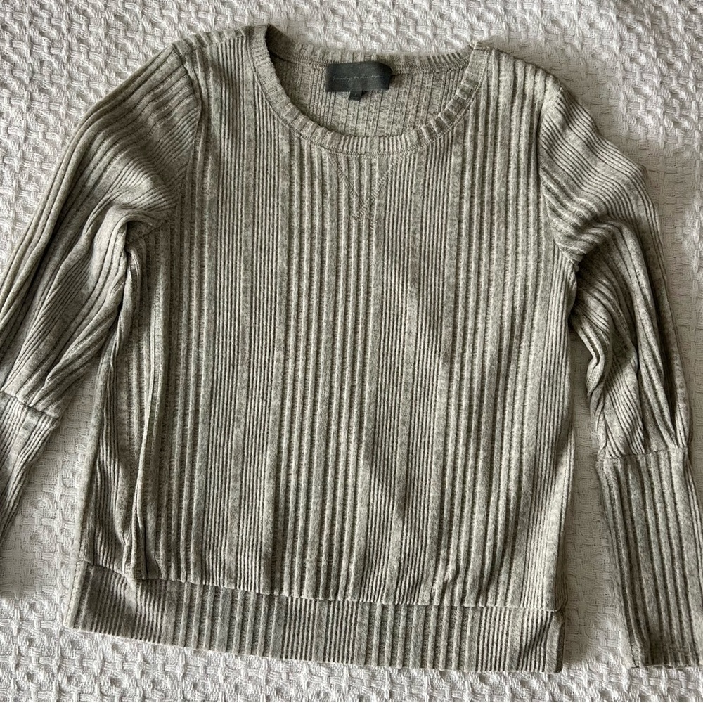 Sunday in Brooklyn Neutral Cream Gray Ribbed Sweater crew neck Small